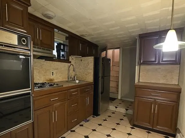 97-32 84th Street image 2 of 18