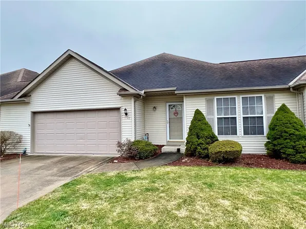 1140 Millstone Dr #12, Northfield, OH 44067