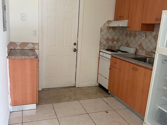2nd image of 1041 NW 7th Ct #2