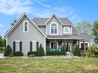 6405 NE 170th St, Smithville, MO 64089