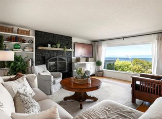 1442 Wilkinson Rd, Comox Valley, BC V9M 4B3