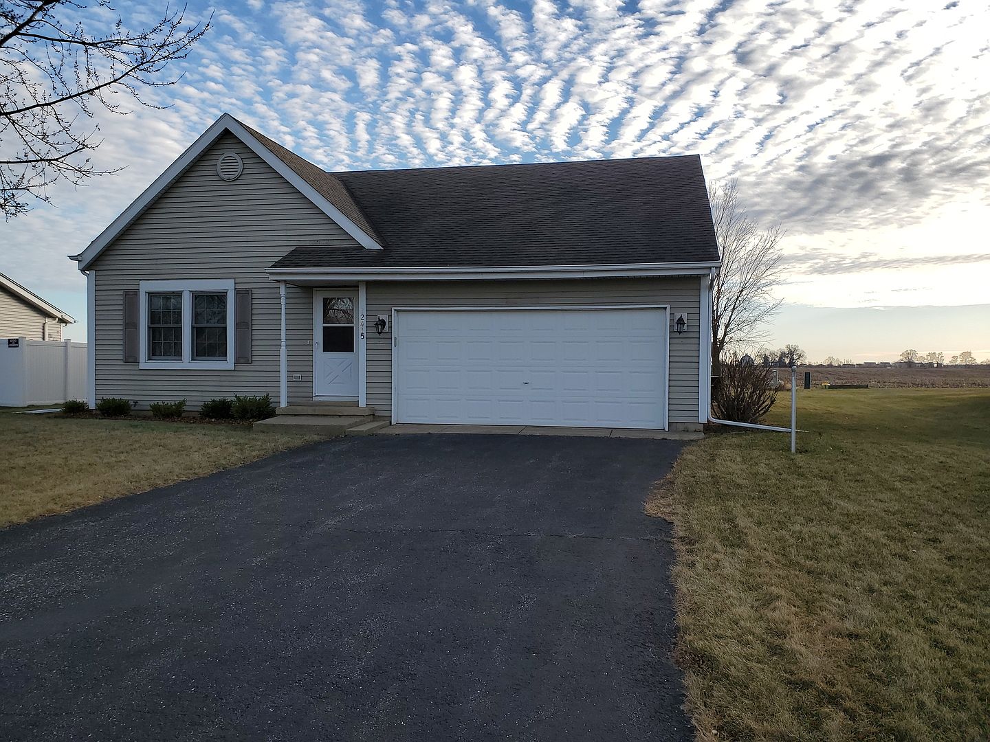 12415 Wildflower Way, Hebron, IL 60034 Zillow