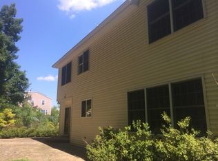 13 Brownstone Ter, Hawthorne, NJ 07506