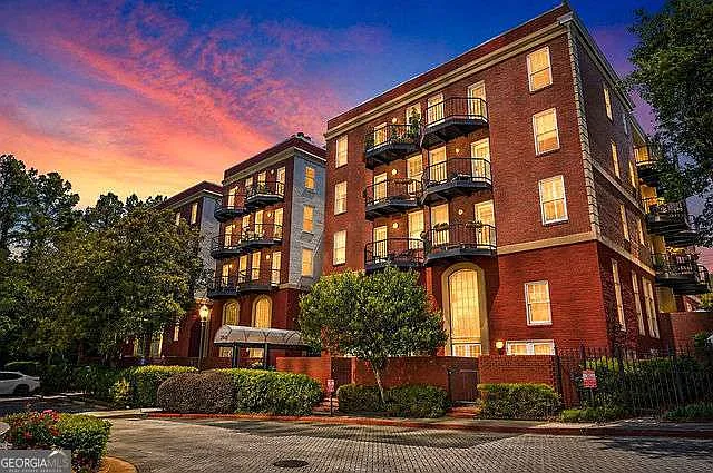 2840 Peachtree Rd NW #408 — Photo 26