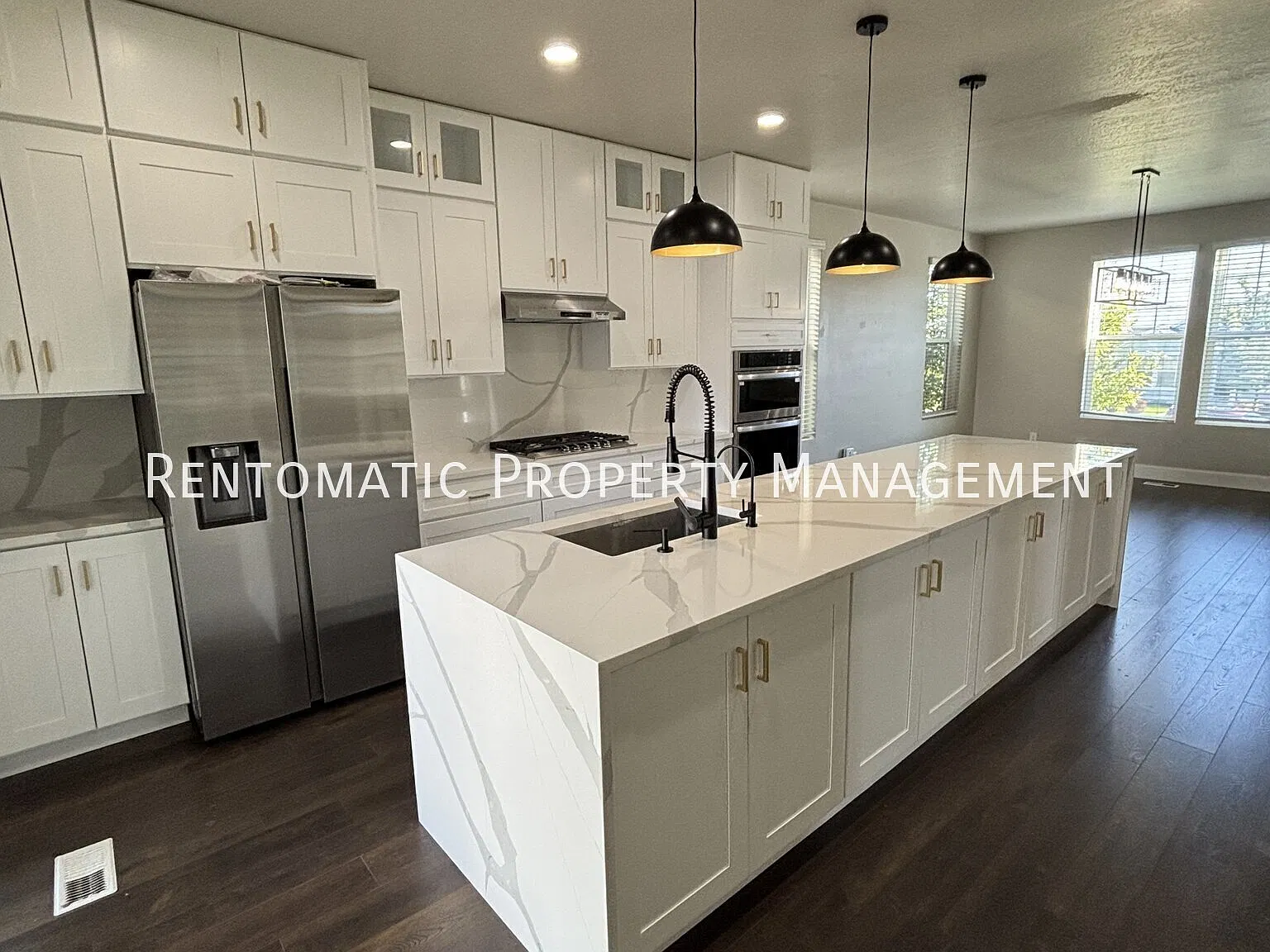 5 bed, 3800 sqft, $3,499 — Photo 4