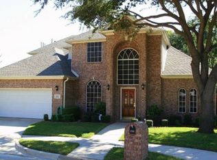 2765 Hidden Lake Dr, Grapevine, TX 76051