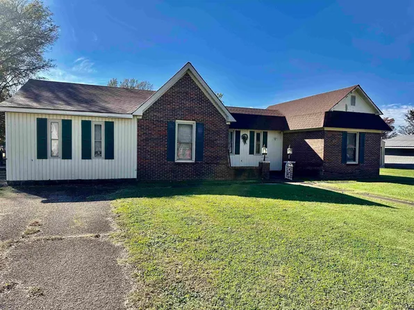 257 2nd Ave, Hornbeak, TN 38232