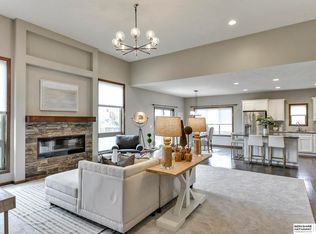 19914 Oak St, Gretna, NE 68028