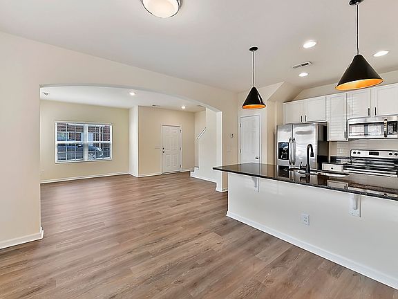 2nd image of 268 Liverpool Rd #256