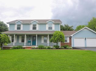 19401 Triple Crown Dr, Abingdon, VA 24211