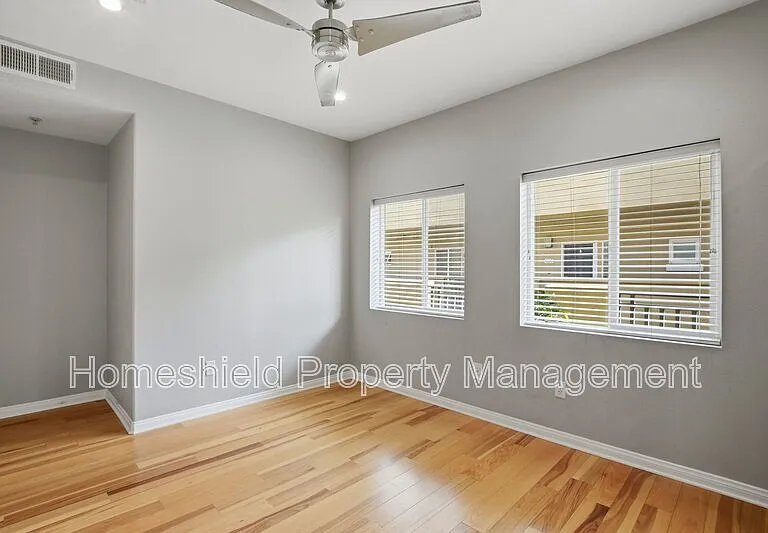 2330 1st Ave #411 — Photo 19