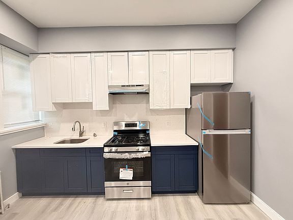 2nd image of 1310 14th St Suite 13E