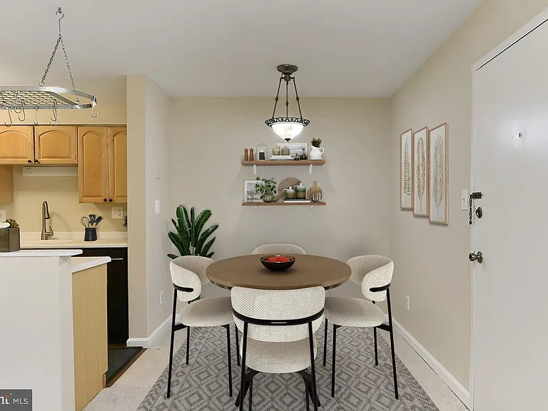 5900 Surrey Hill Pl #L-698 — Photo 4