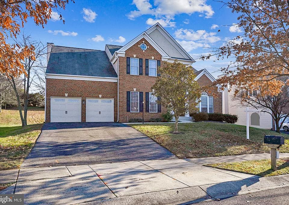 1st image of 8211 Hortonia Point Dr