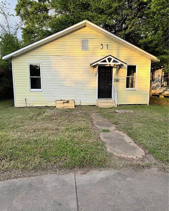 1st image of 31 Gordon Ave