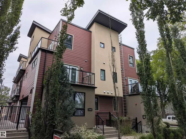 10806 83rd Ave NW, Edmonton, AB T6E 2E7