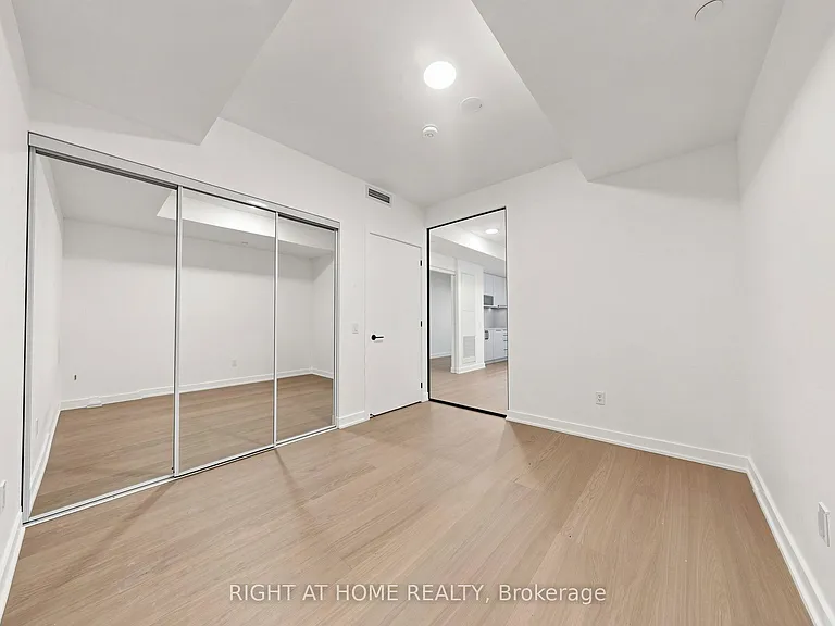 91 Montclair Ave #536 — Photo 29