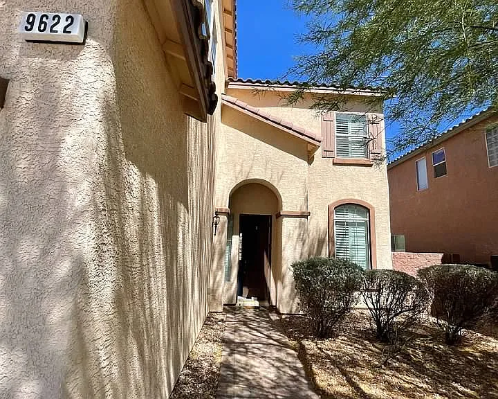 9622 Staff Ln — Photo 6