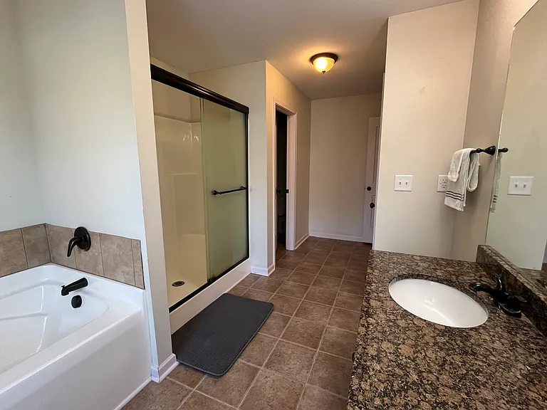 39 Camden Cir — Photo 33