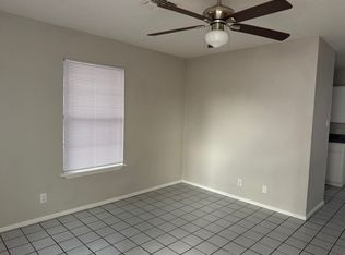 927 W Formosa Blvd #1, San Antonio, TX 78221