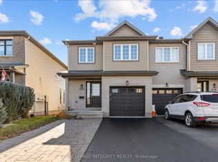 429 Haresfield Ct, Ottawa, ON K4M 0B6