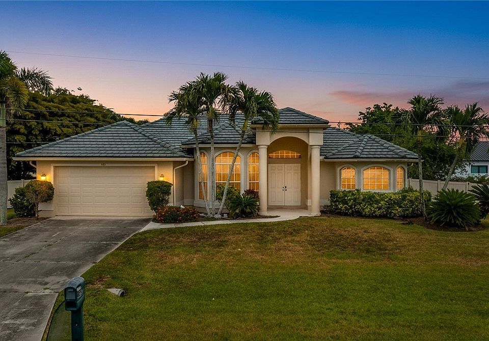 1st image of 4011 SW 16th Pl