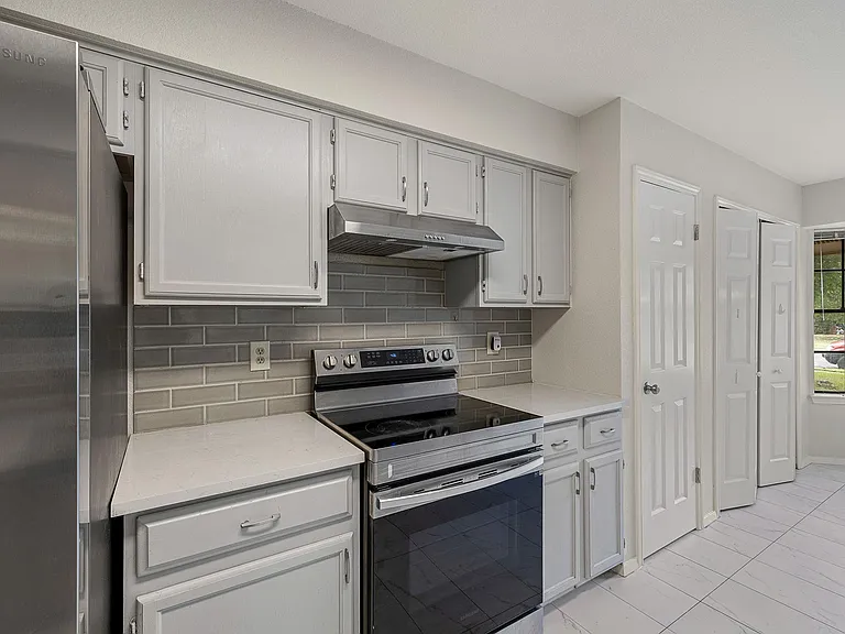 8905 Bridgewood Trl — Photo 14