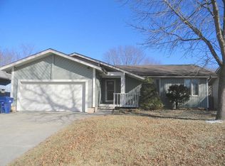 1336 S Sieger Dr, Springfield, MO 65804