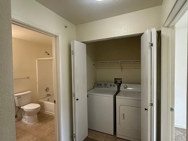 1221 Wren Ct #4-203 — Photo 7