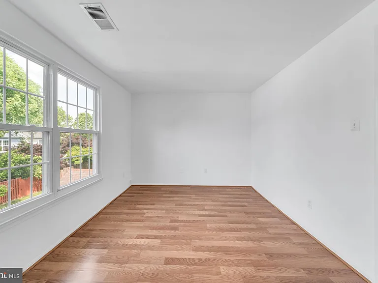 7015 Old Brentford Rd — Photo 26