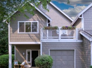 10026 NE 38th Ct, Kirkland, WA