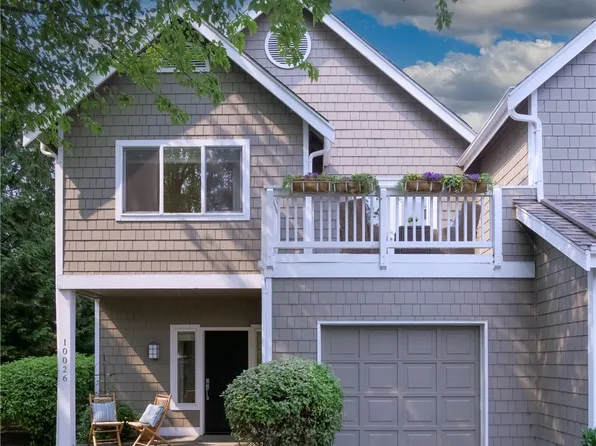 10026 NE 38th Court, Kirkland, WA 98033