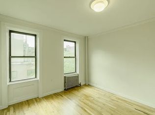405 W 49th St #4E, New York, NY 10019