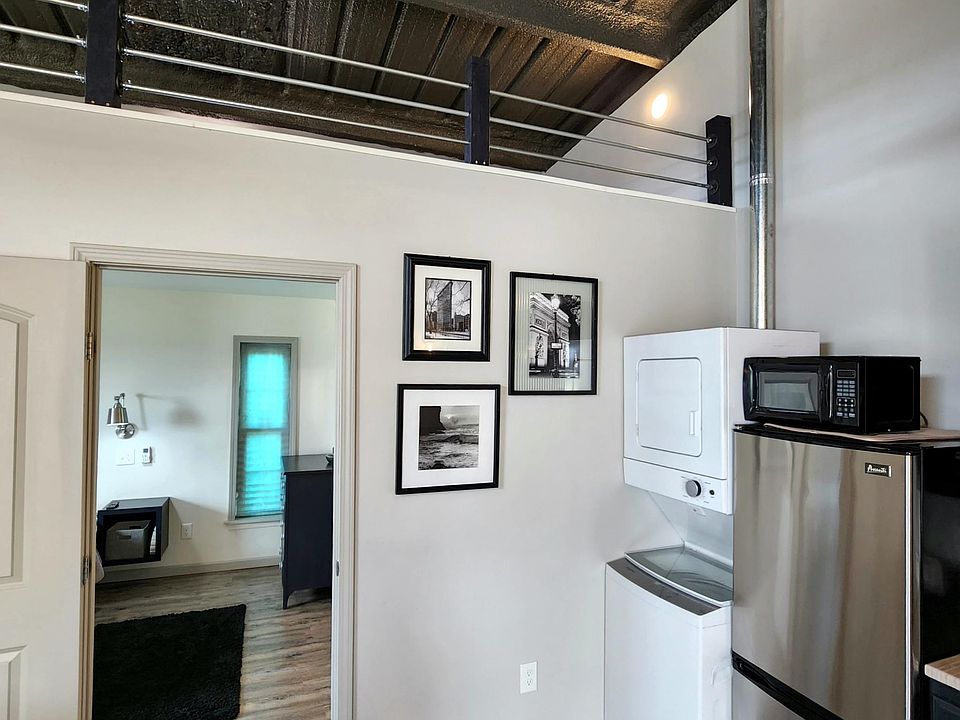 FULLY FURNISHED RENTAL 30 DAY STAYS LUBBOCK, TEXAS
