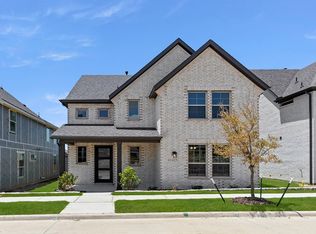 8736 Treeline Pkwy, Justin, TX 76247