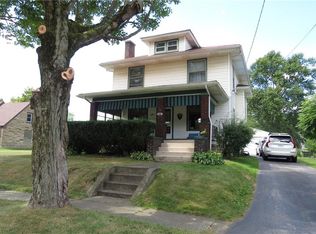 142 Bentley St, Hubbard, OH 44425