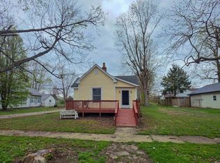 119 N Edwards St, Worthington, IN 47471