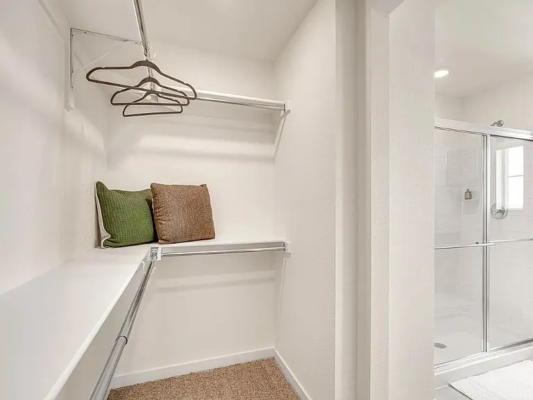 828 N Quatar St — Photo 9