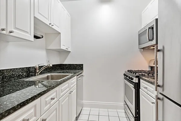 Sold by Corcoran | media 3