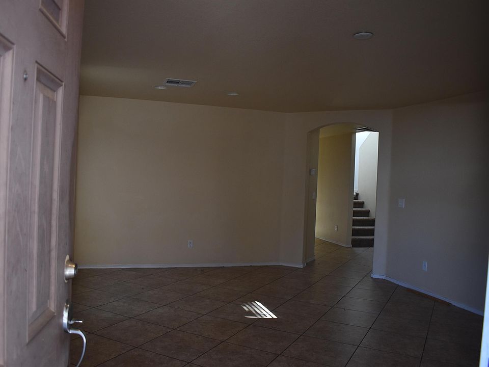 1st image of 10607 Pueblo Springs St