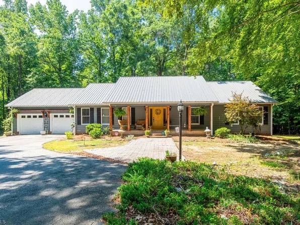 5685 Wagoner Rd, Trinity, NC 27370