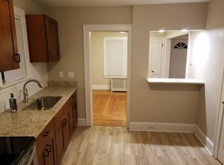 12 Palmyra St, Springfield, MA 01118