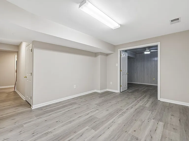 8647 Water Fall Dr — Photo 7