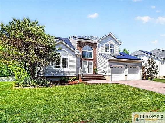 4th image of 28 Glynn Ct
