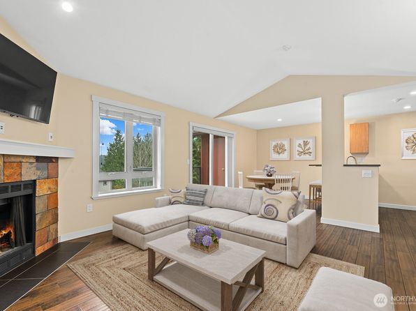 15132 NE 82nd Street #301, Redmond, WA 98052