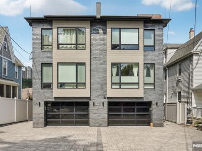 21B Sterling Pl, Edgewater, NJ, 07020