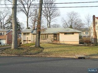 323 W Hudson Ave, Englewood, NJ 07631