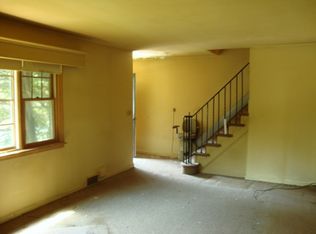 21 Buckingham Rd, West Orange, NJ 07052