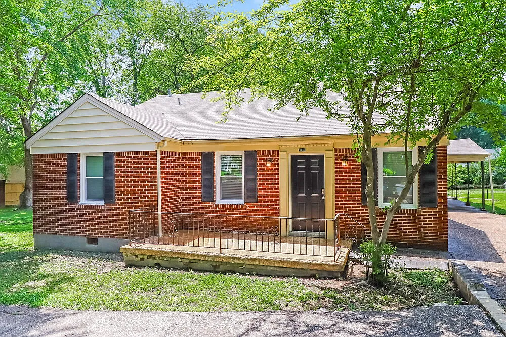 4 bed, 2.0 bath, 1648 sqft, $1,780 — Photo 4