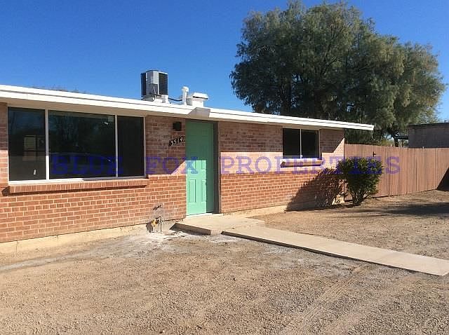 1st image of 3512 E Blacklidge Dr
